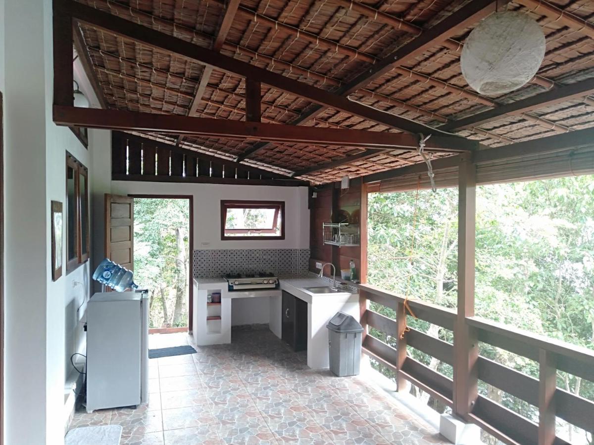 Treetop Guesthouse And Bungalows Sabang  Kültér fotó