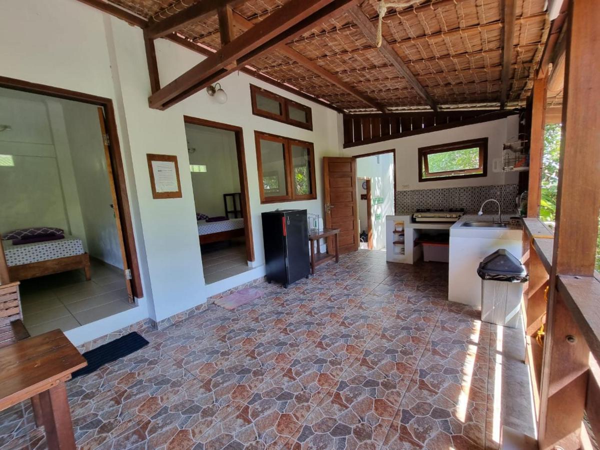 Treetop Guesthouse And Bungalows Sabang  Kültér fotó