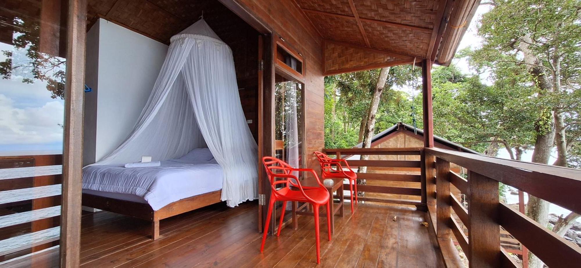 Treetop Guesthouse And Bungalows Sabang  Kültér fotó