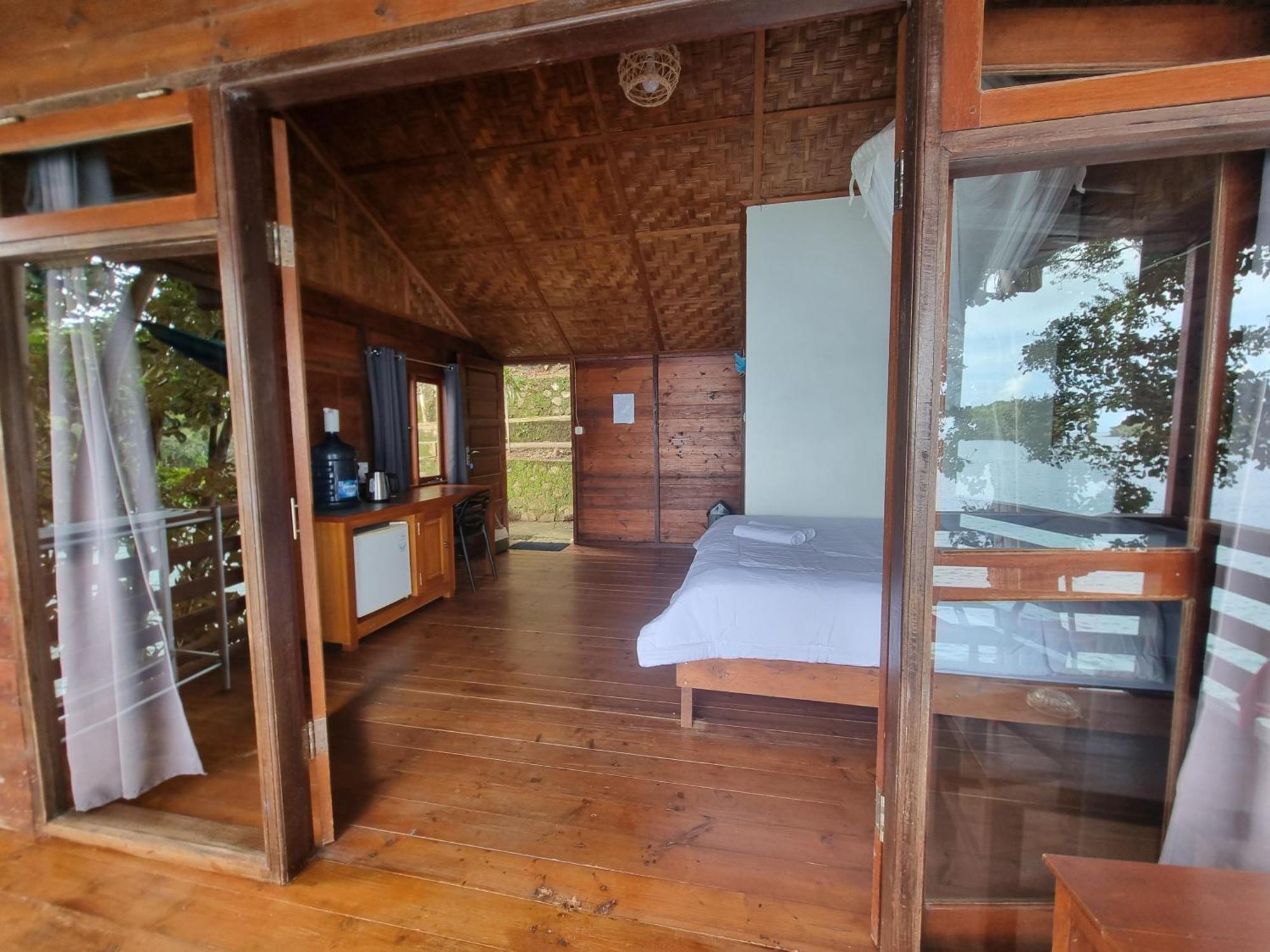 Treetop Guesthouse And Bungalows Sabang  Kültér fotó