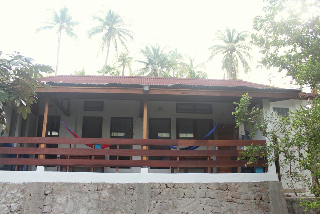 Treetop Guesthouse And Bungalows Sabang  Kültér fotó